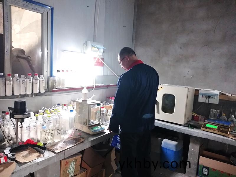 助畱(liu)助濾劑(ji)的原(yuan)理(li)